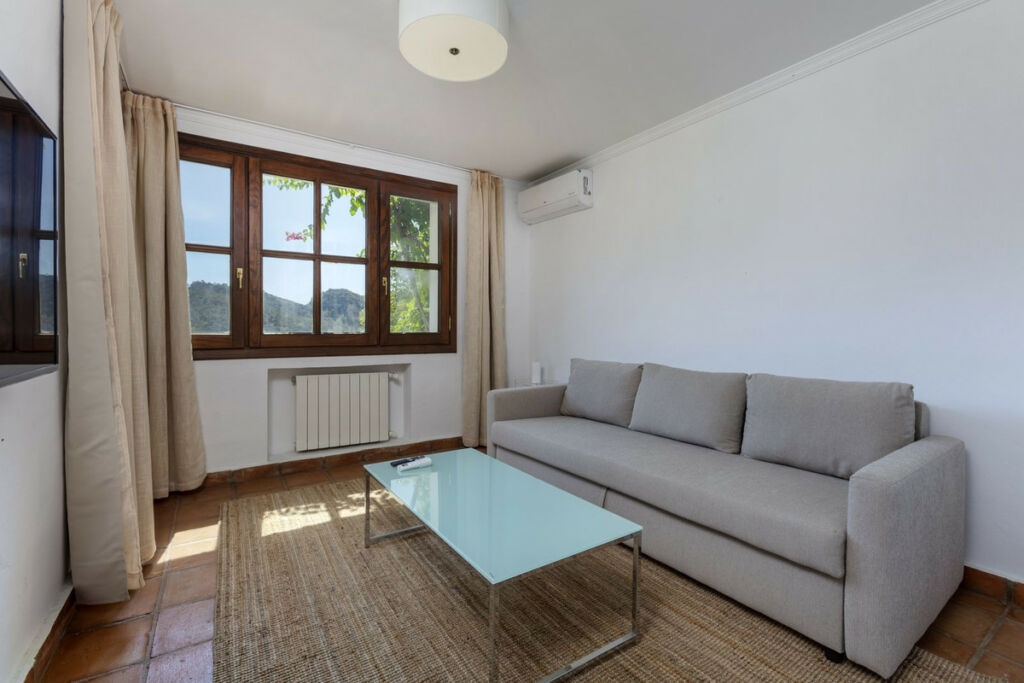 Detached Villa Benahavís Málaga - image 29