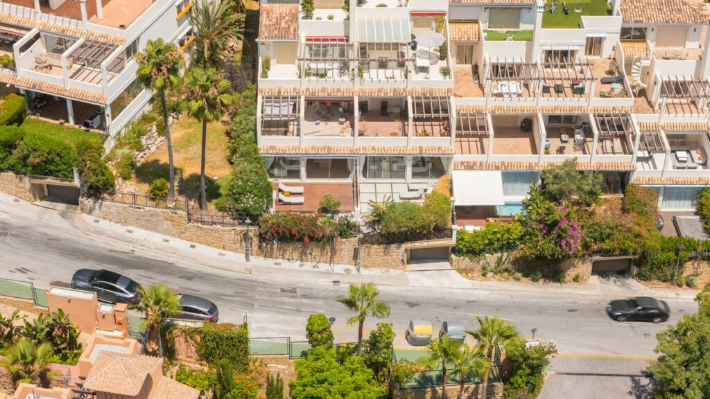 Ground Floor Apartment Nueva Andalucía Málaga - image 30