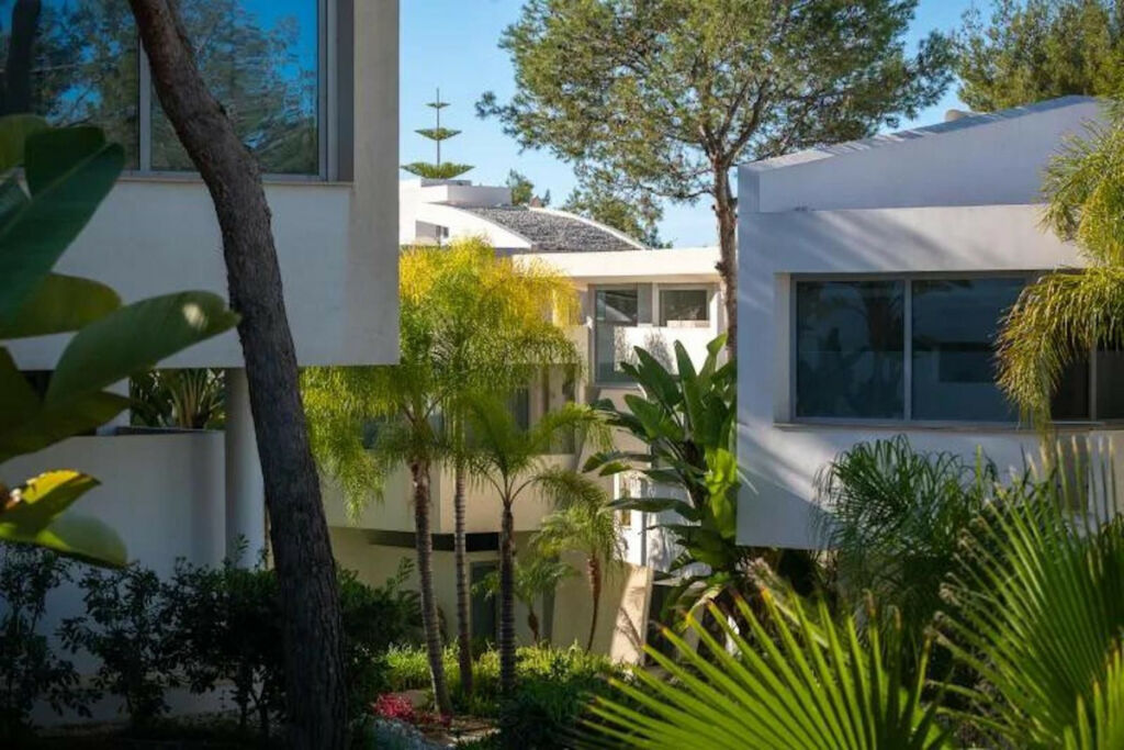 Townhouse Sierra Blanca Málaga - image 29