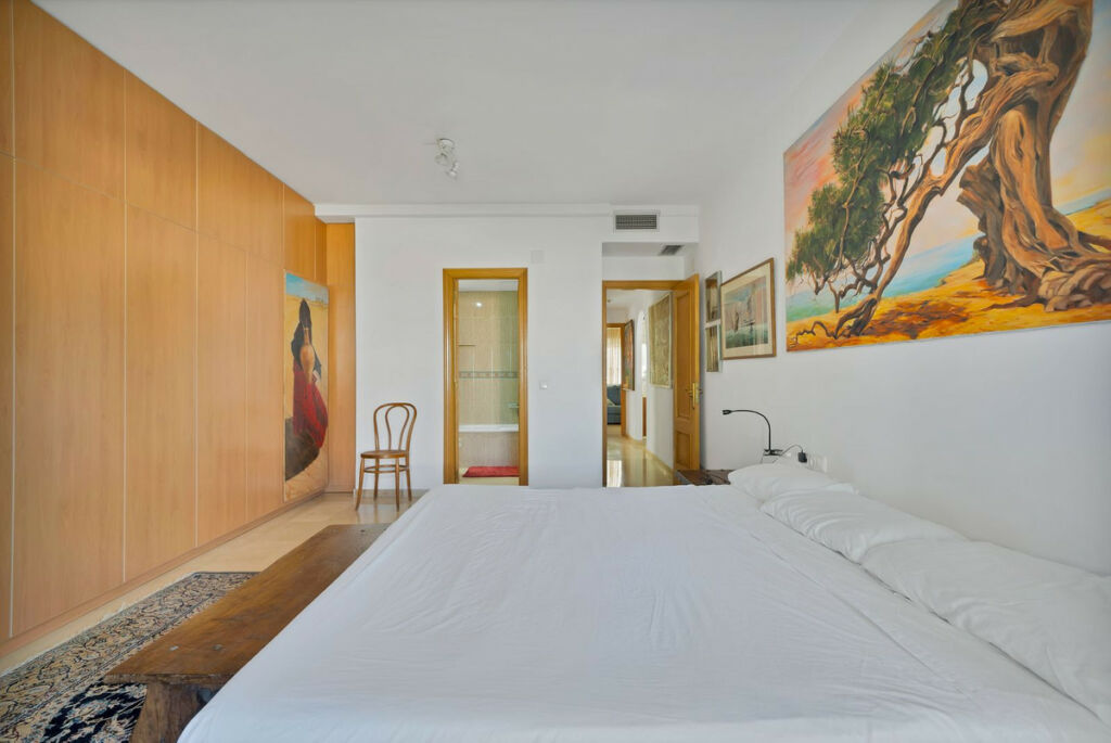 Middle Floor Apartment Nagüeles Málaga - image 29