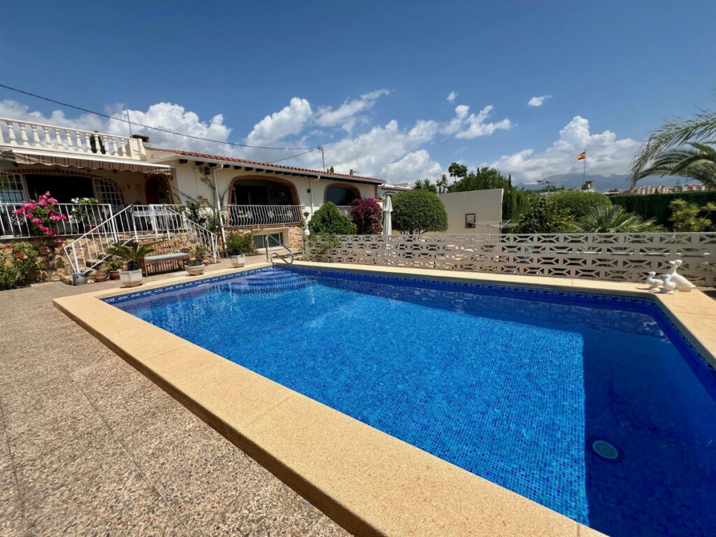 Detached Villa L'Alfás del Pi Alicante - image 28