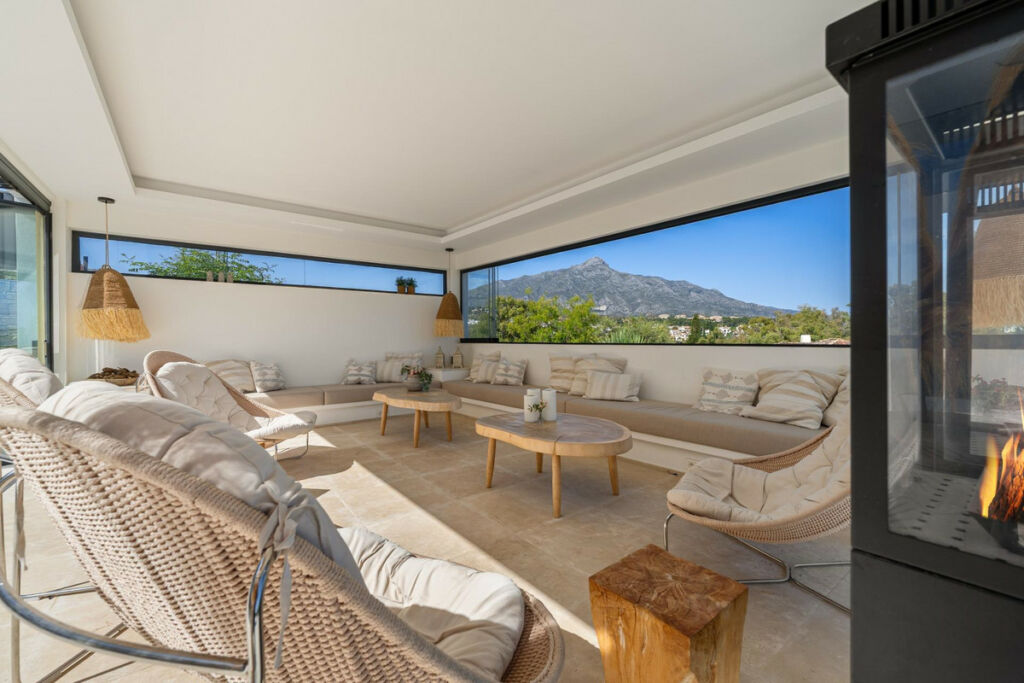Detached Villa Marbella Málaga - image 29