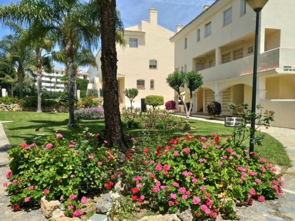 Duplex Calahonda Málaga - image 29