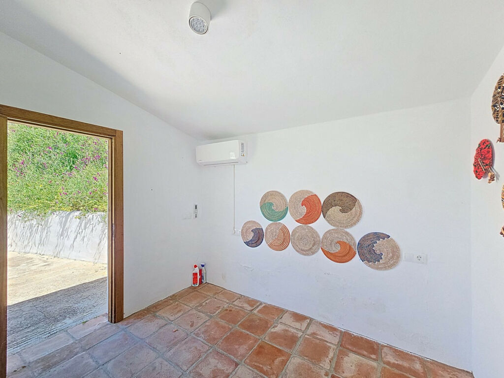 Detached Villa Sedella Málaga - image 30