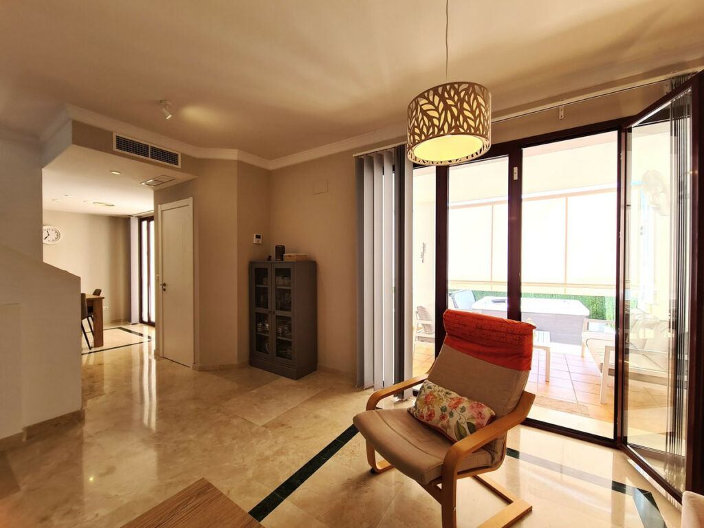 Semi-Detached House Casares Málaga - image 28