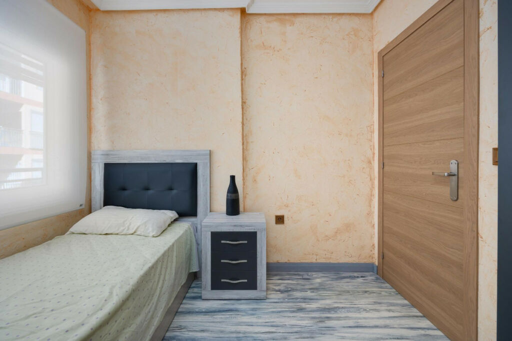 Middle Floor Apartment Torrevieja Alicante - image 29