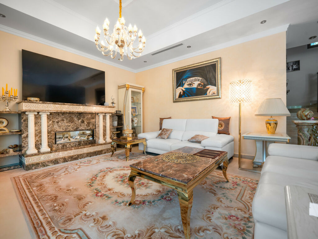 Detached Villa Marbella Málaga - image 29