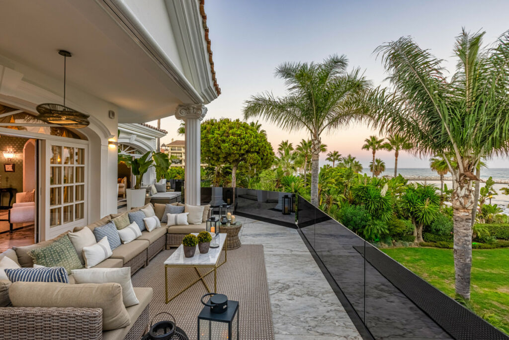 Detached Villa Puerto Banús Málaga - image 29