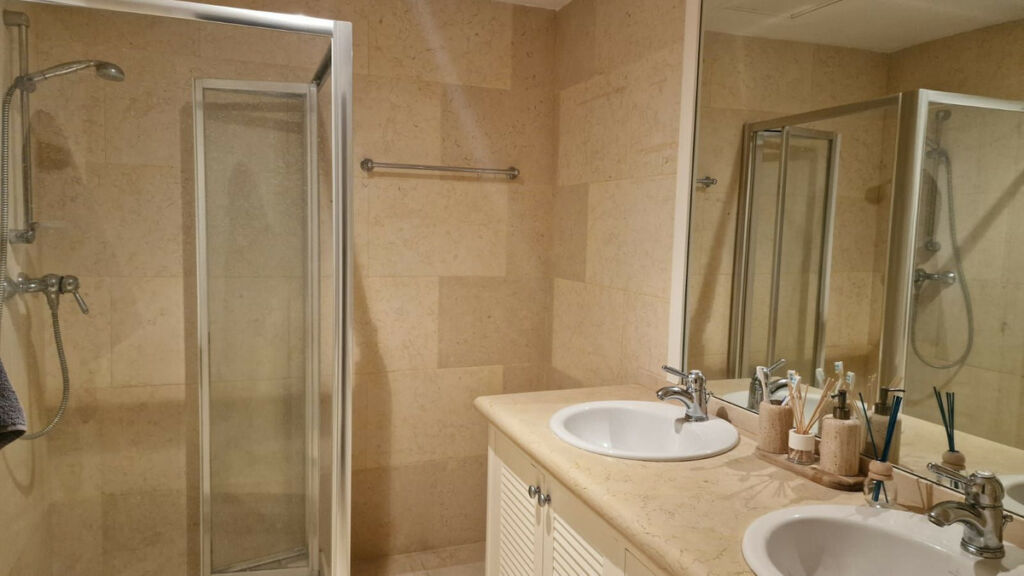 Ground Floor Apartment Nueva Andalucía Málaga - image 29