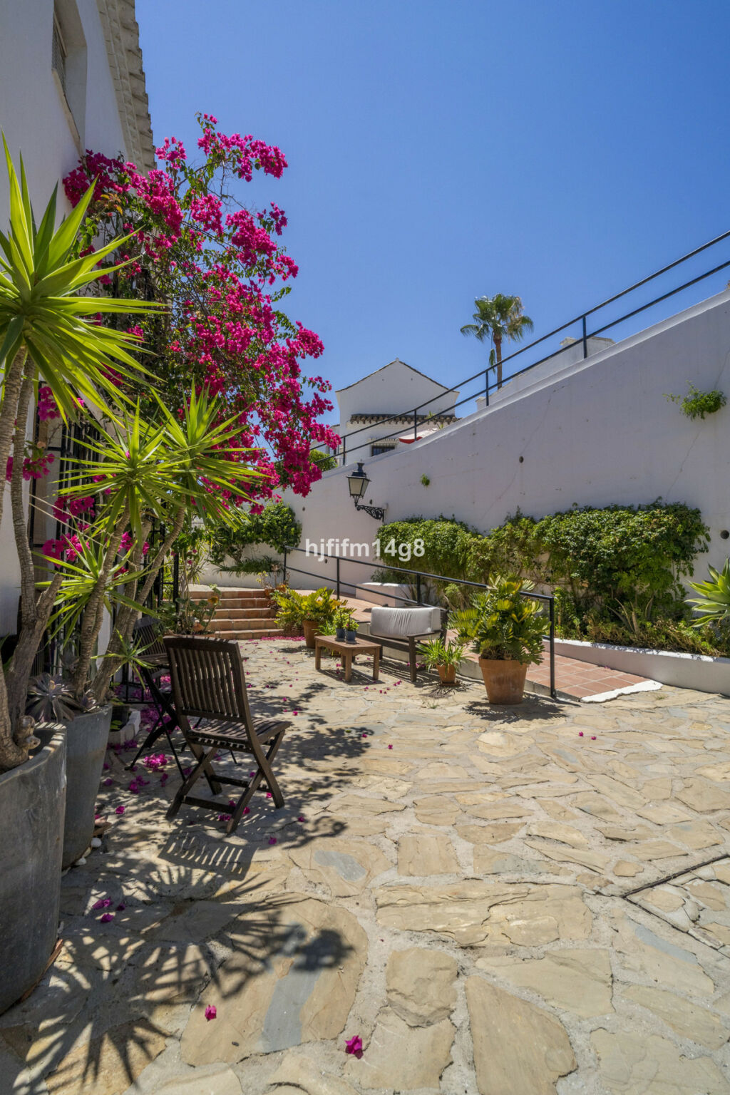 Townhouse Nueva Andalucía Málaga - image 29