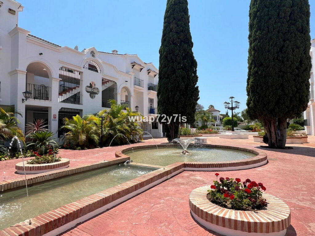 Top Floor Apartment El Presidente Málaga - image 29