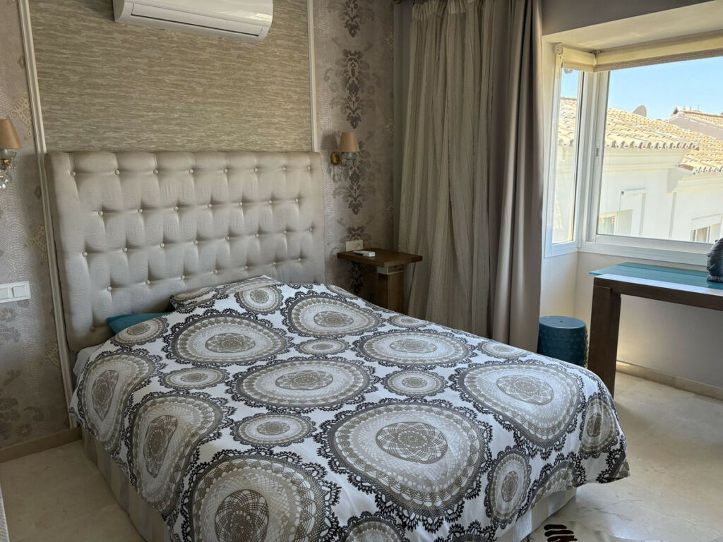 Townhouse Riviera del Sol Málaga - image 29