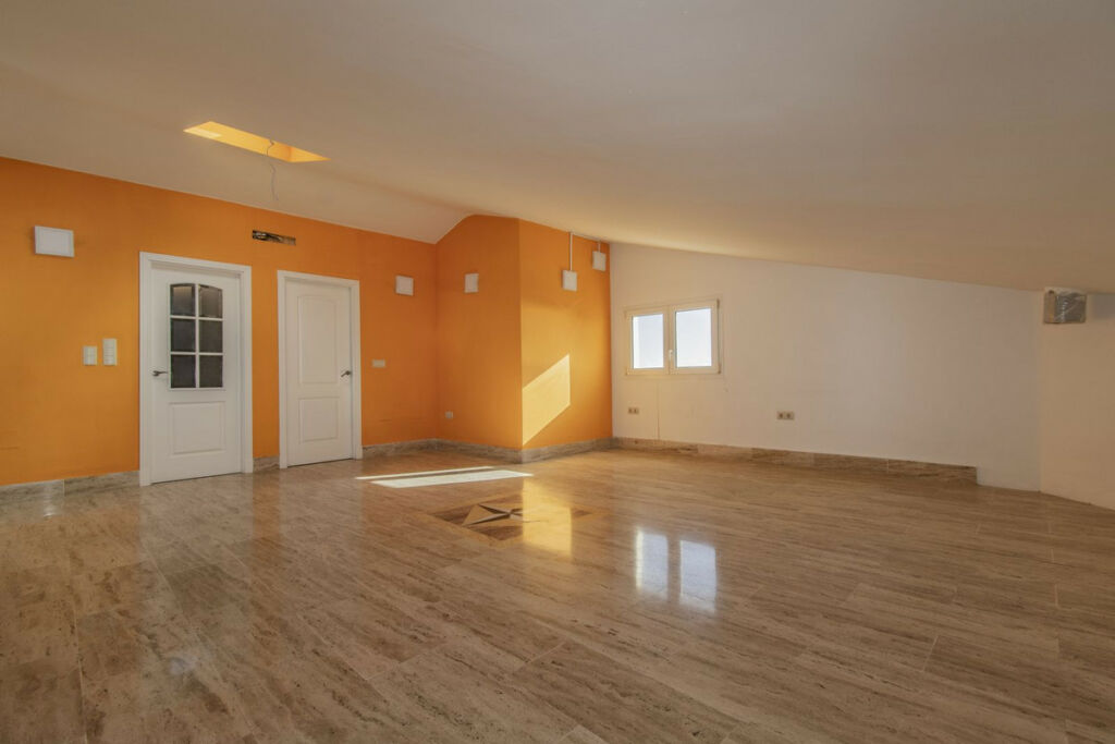 Penthouse Torrequebrada Málaga - image 3