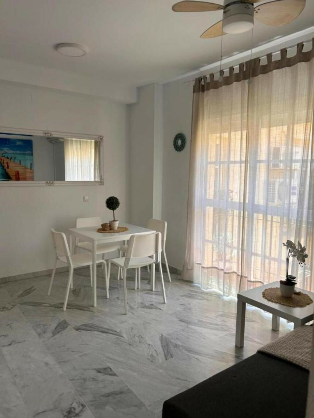 Middle Floor Apartment Fuengirola Málaga - image 3