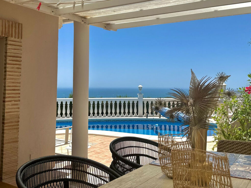 Detached Villa Torreblanca Málaga - image 3