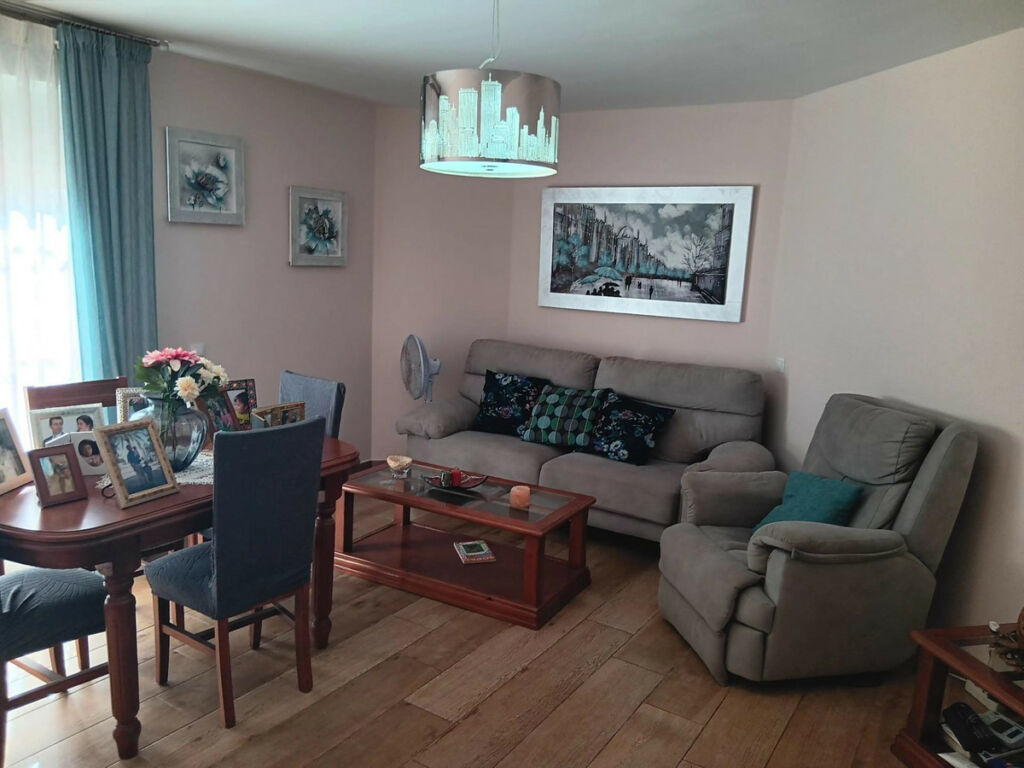 Ground Floor Apartment Estepona Málaga - image 3