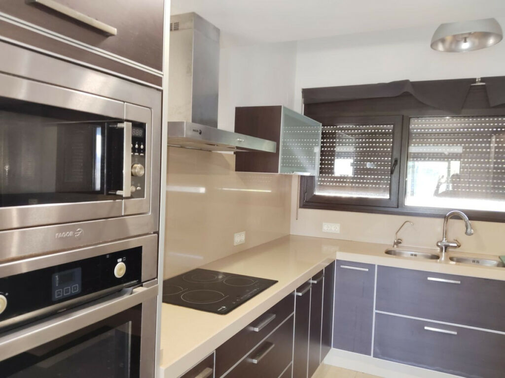 Penthouse Duplex Estepona Málaga - image 3