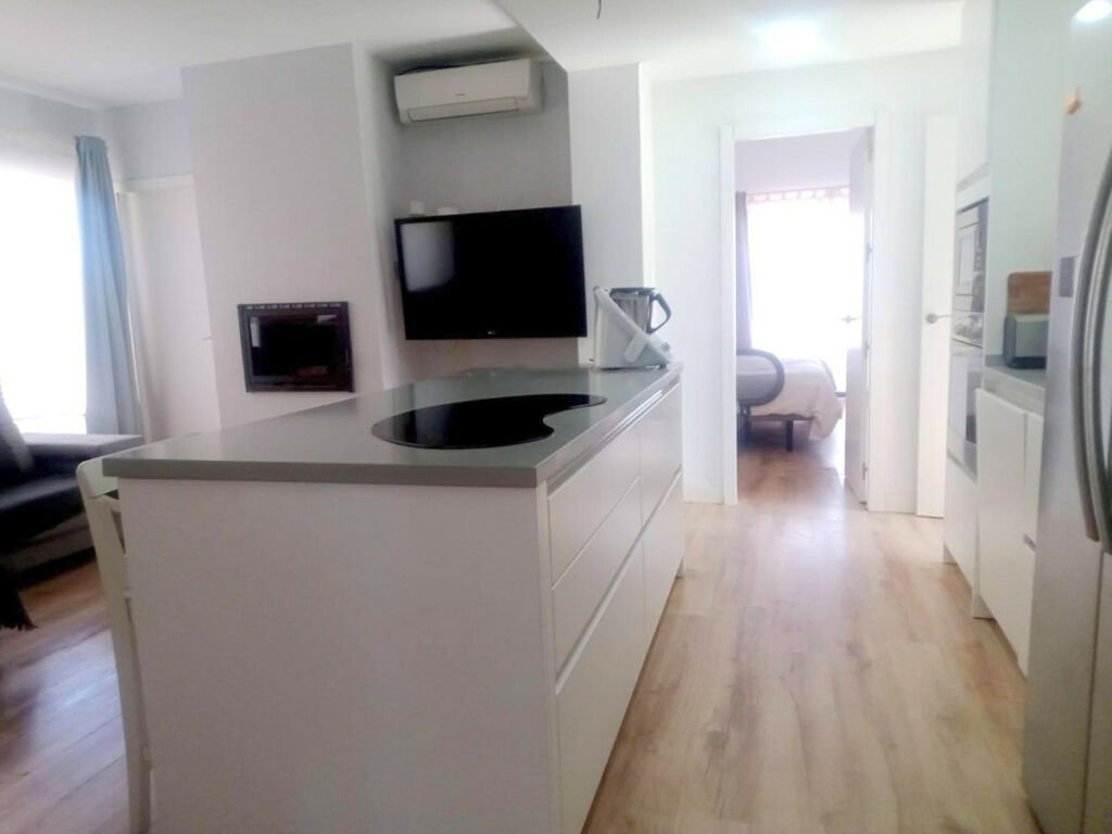 Detached Villa Alhaurín de la Torre Málaga - image 3