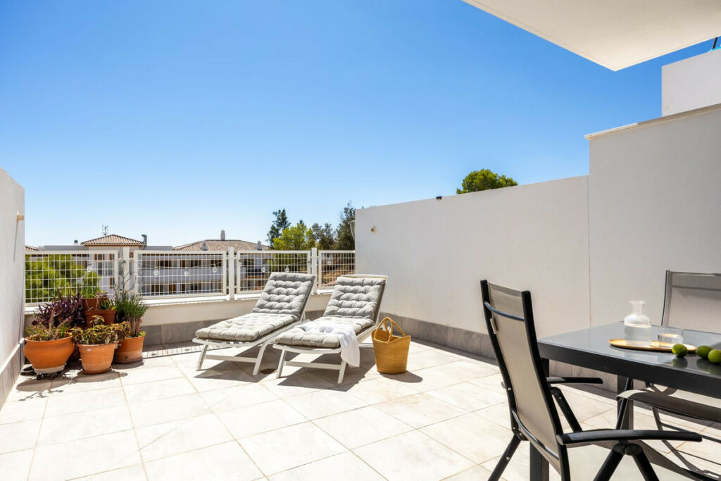 Ground Floor Apartment Benalmadena Pueblo Málaga - image 7