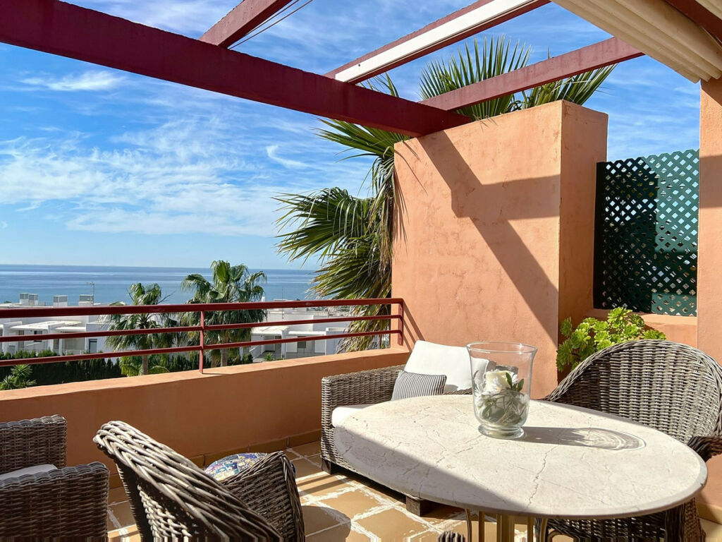 Penthouse Punta Chullera Málaga - image 3