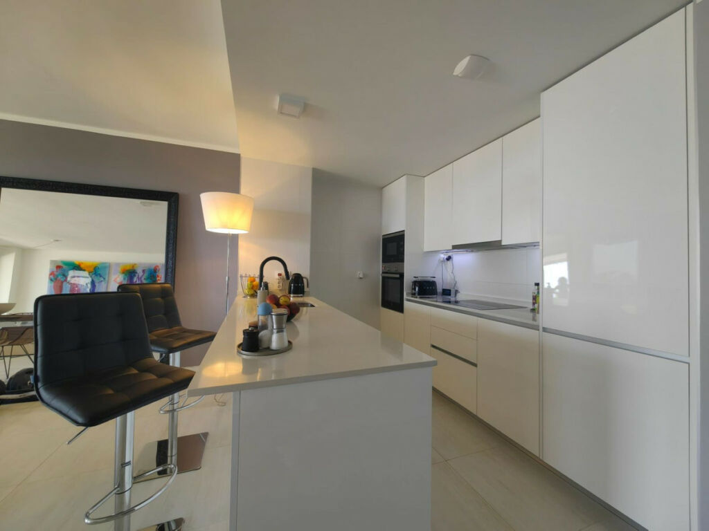 Ground Floor Apartment Estepona Málaga - image 3