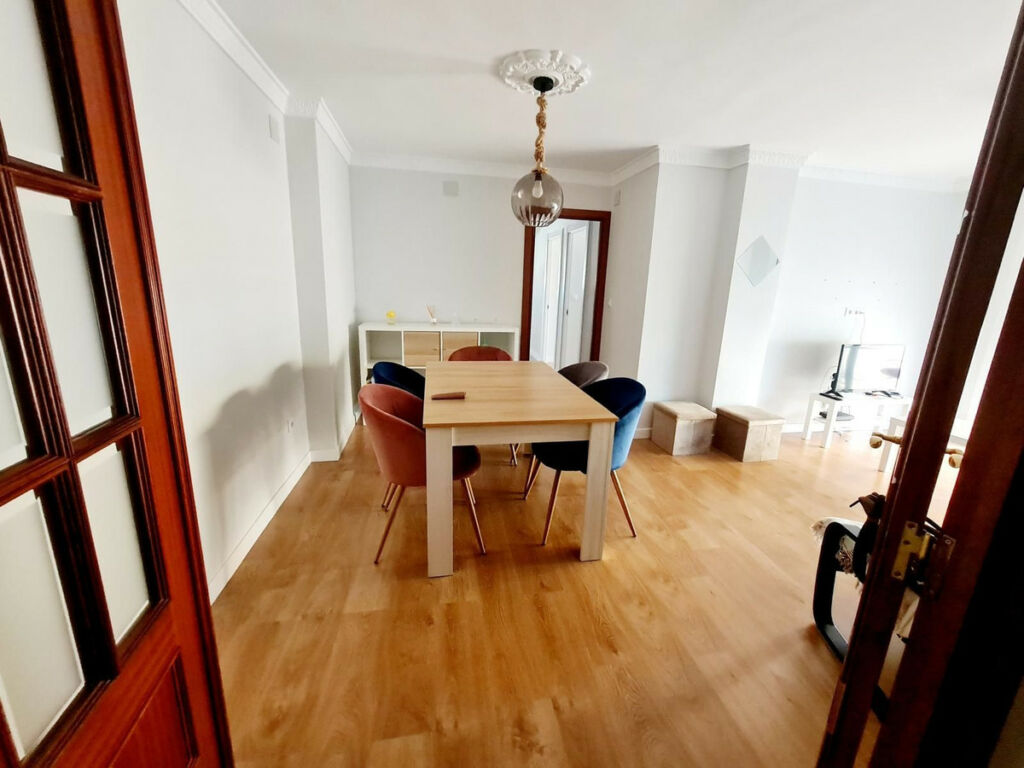 Middle Floor Apartment San Pedro de Alcántara Málaga - image 3
