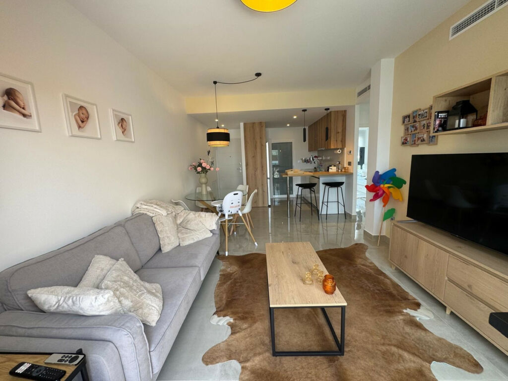Middle Floor Apartment Pilar de la Horadada Alicante - image 3