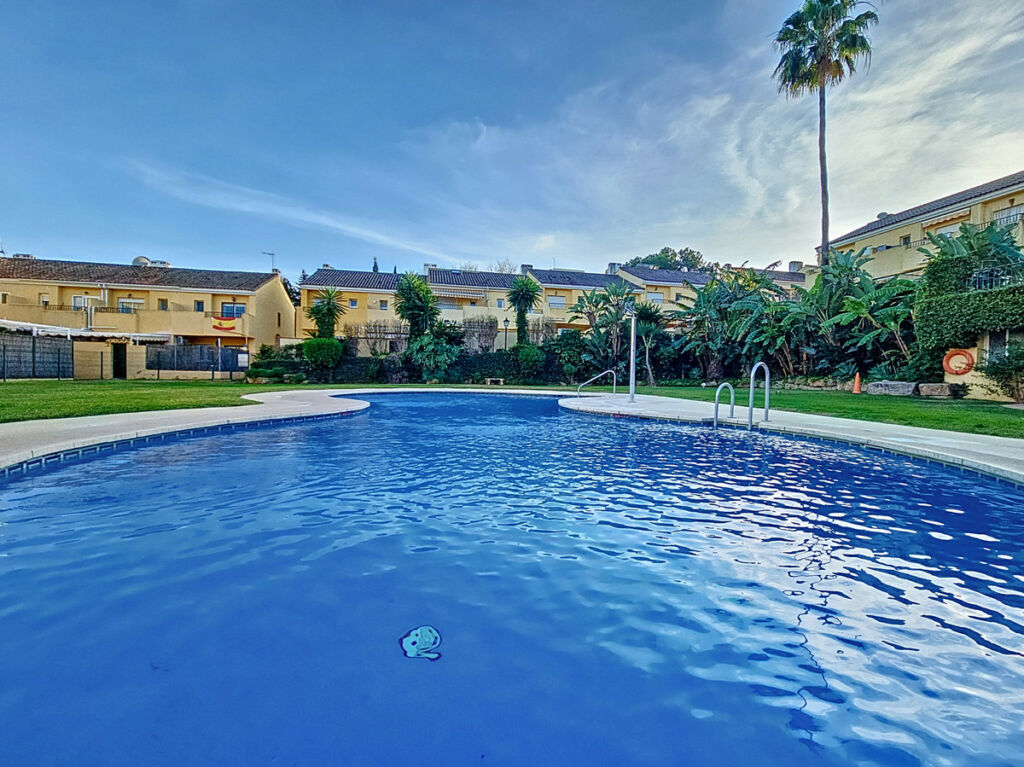 Townhouse El Padron Málaga - image 3