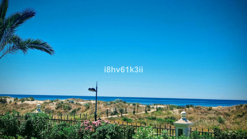 Ground Floor Apartment Marbella Málaga - image 3
