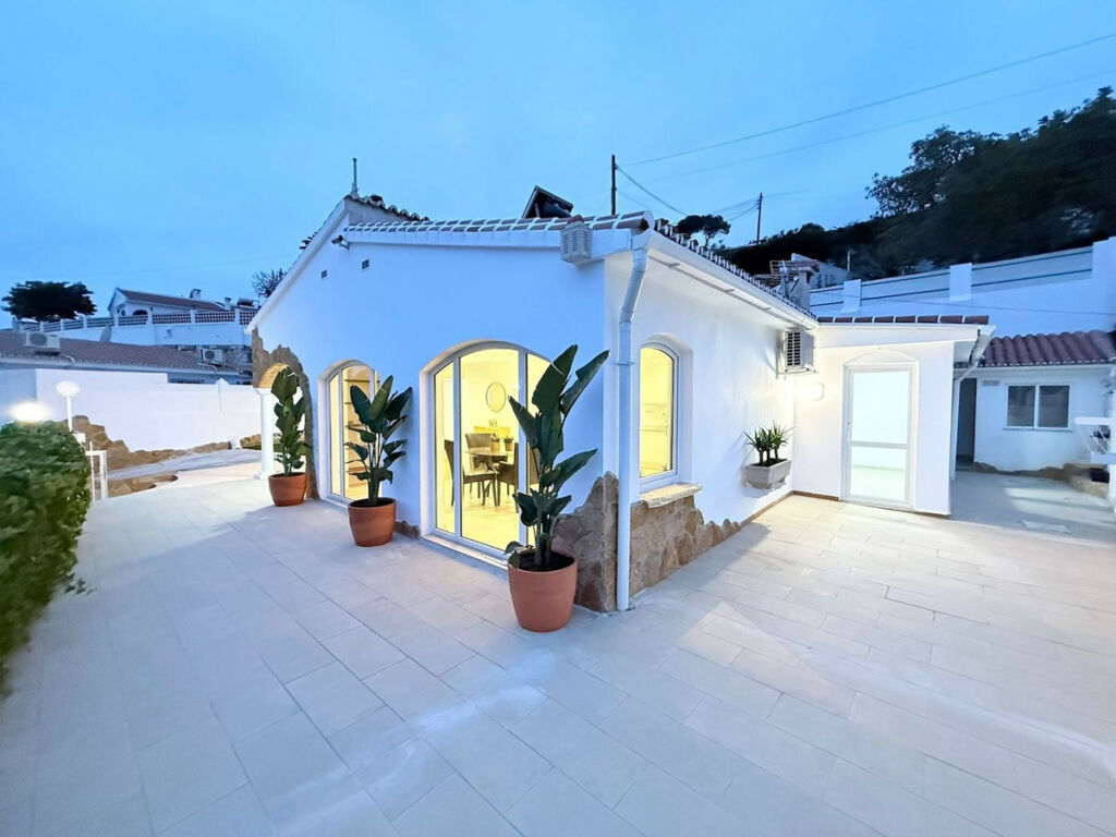 Detached Villa Torrox Costa Málaga - image 3