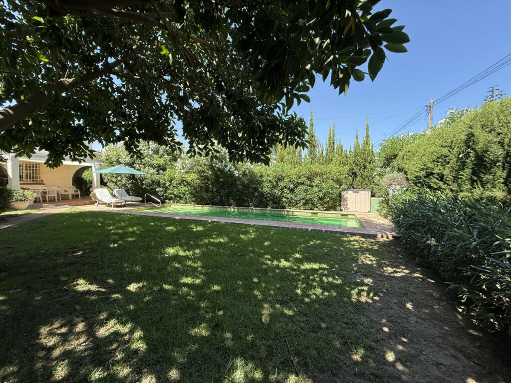 Detached Villa San Pedro de Alcántara Málaga - image 3