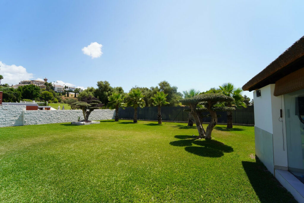 Detached Villa Mijas Golf Málaga - image 7