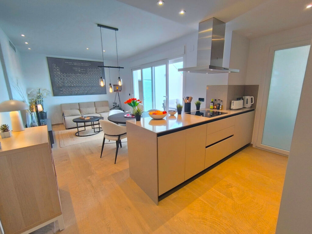 Middle Floor Apartment Algorfa Alicante - image 3