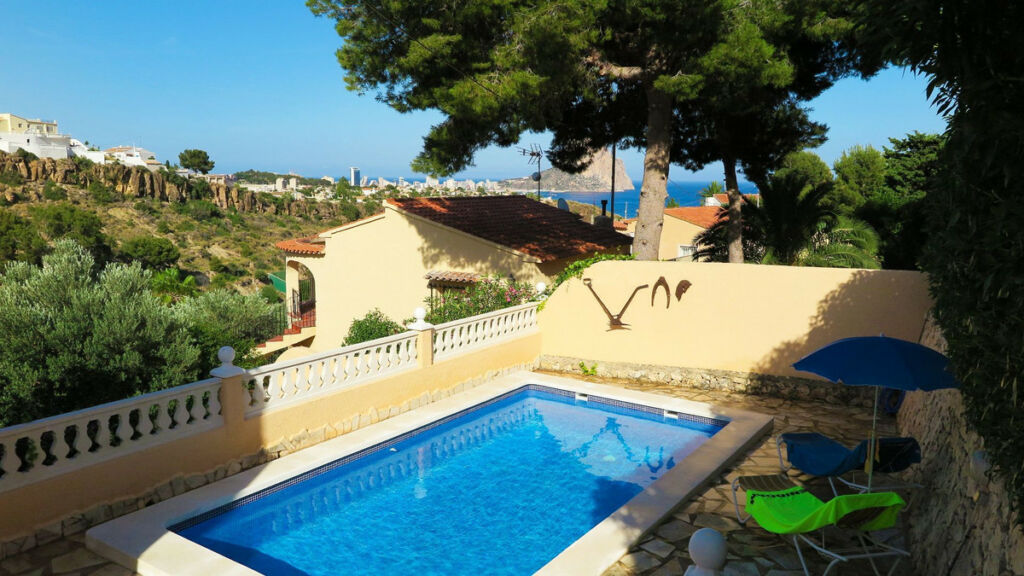 Detached Villa Calpe Alicante - image 3