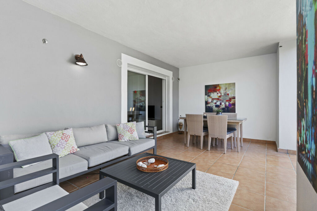 Ground Floor Apartment Estepona Málaga - image 7