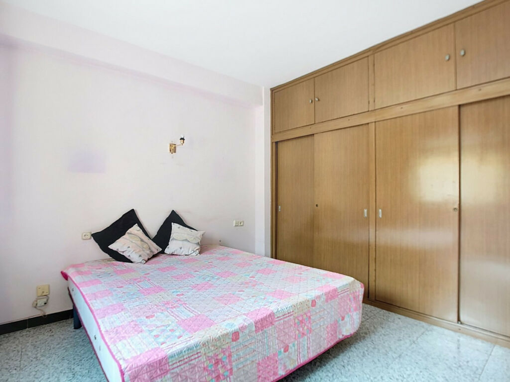 Middle Floor Apartment Fuengirola Málaga - image 3