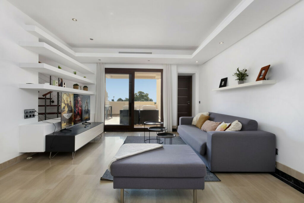 Penthouse Duplex Estepona Málaga - image 3