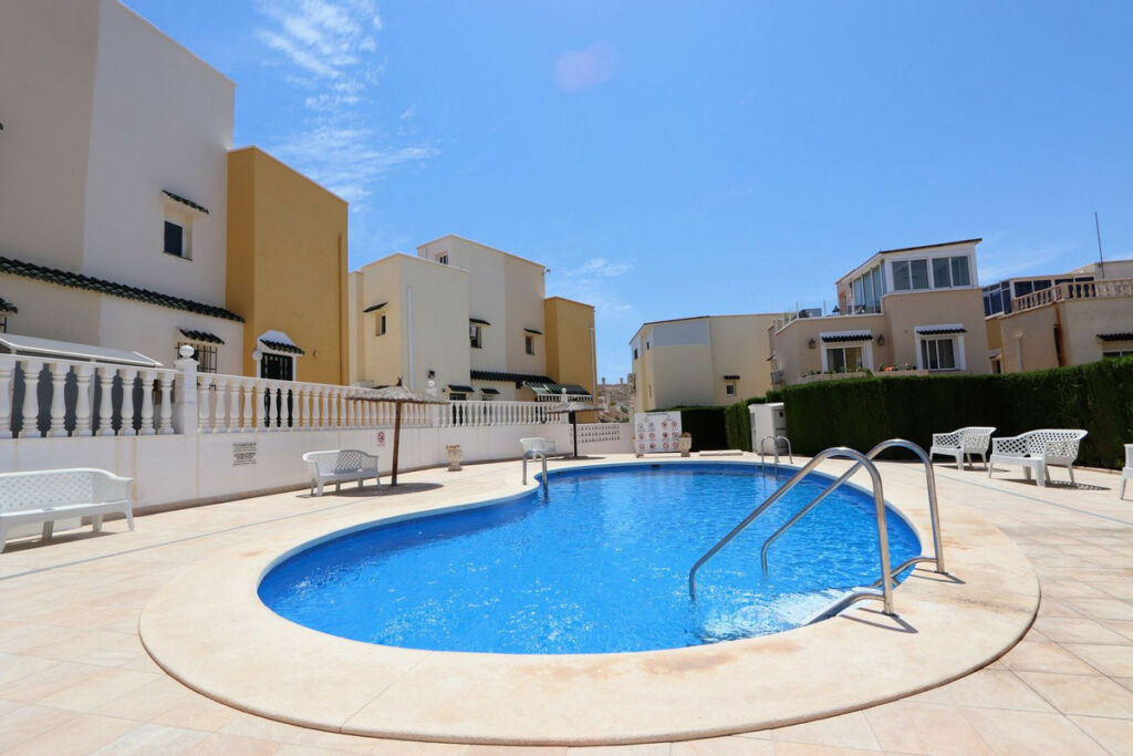 Semi-Detached House Los Altos Alicante - image 3