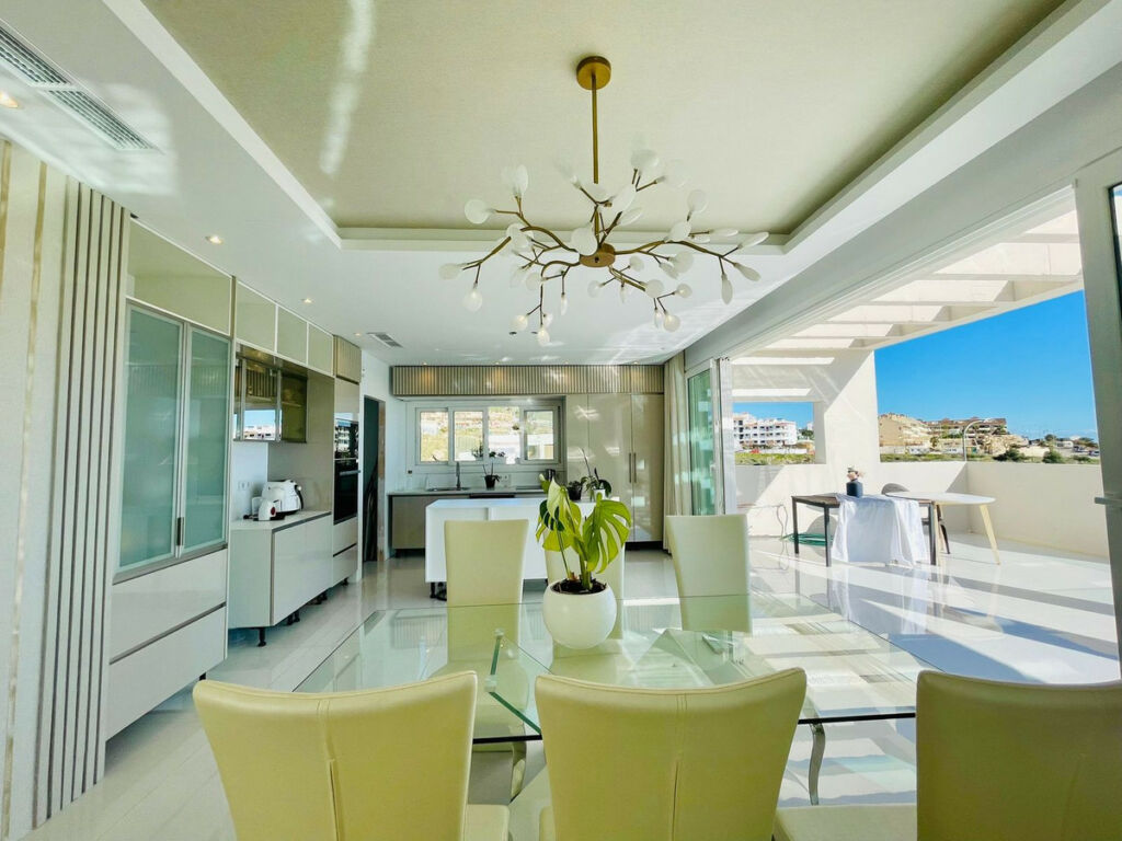 Detached Villa Benalmadena Málaga - image 3