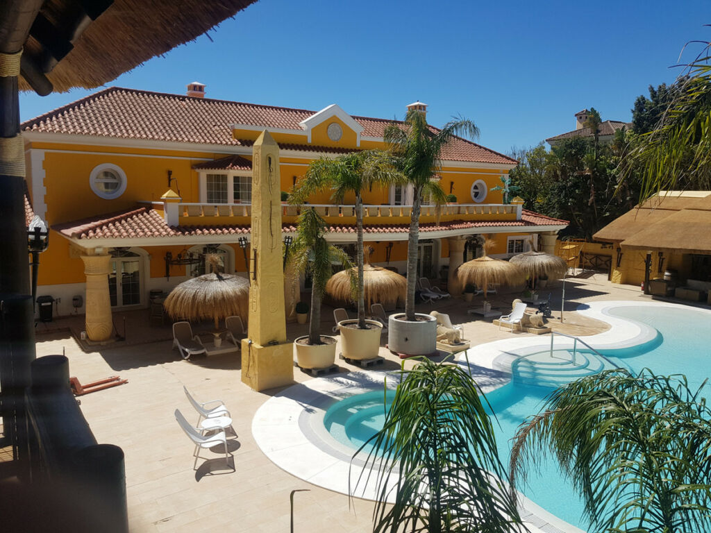 Detached Villa Sotogrande Cádiz - image 3