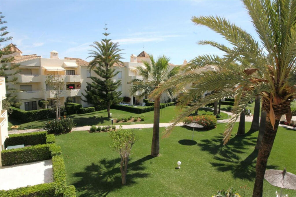 Ground Floor Apartment La Cala de Mijas Málaga - image 7
