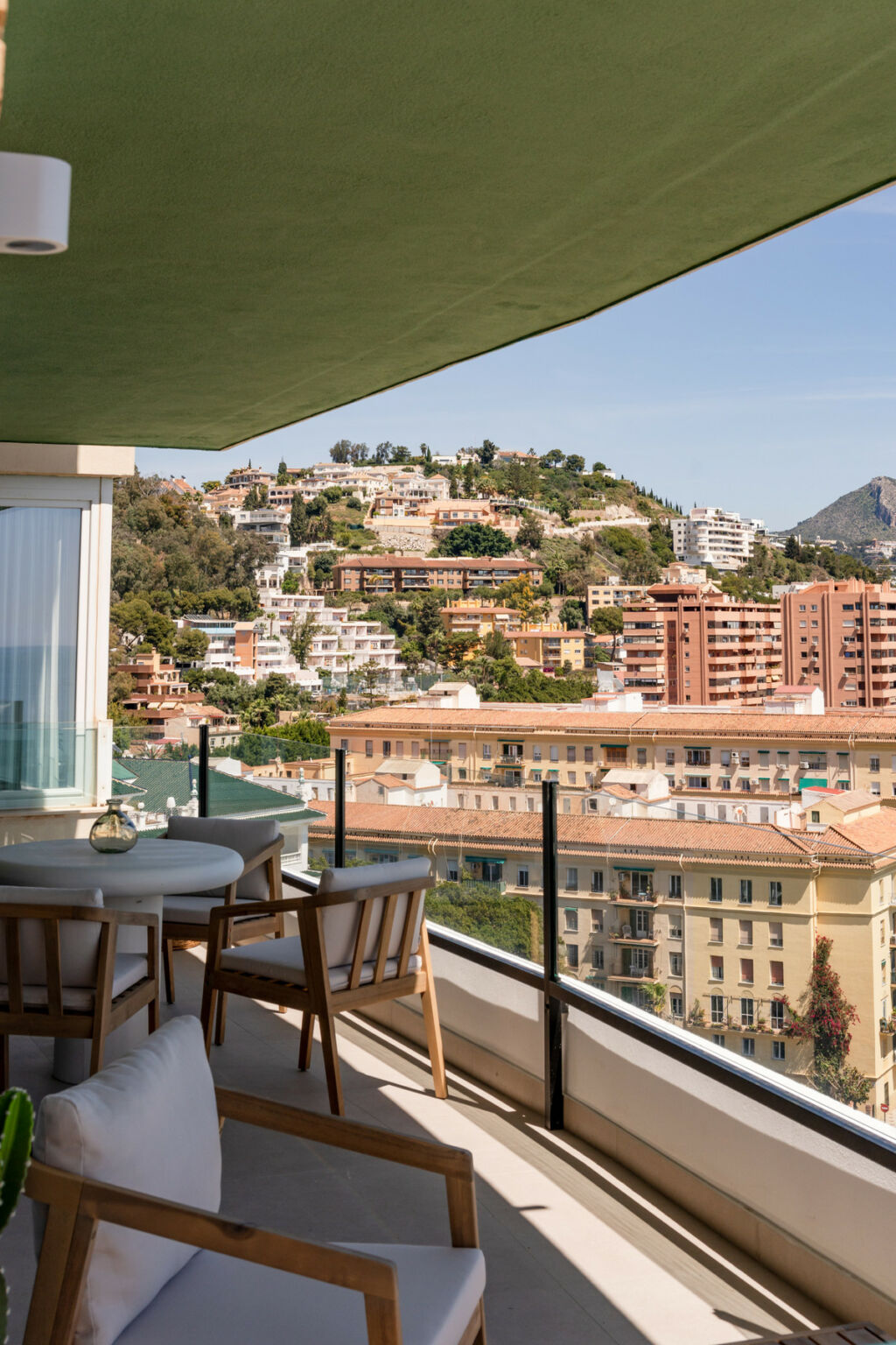 Middle Floor Apartment Málaga Centro Málaga - image 3