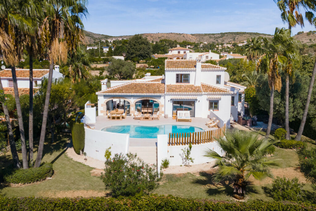 Detached Villa Javea Alicante - image 3