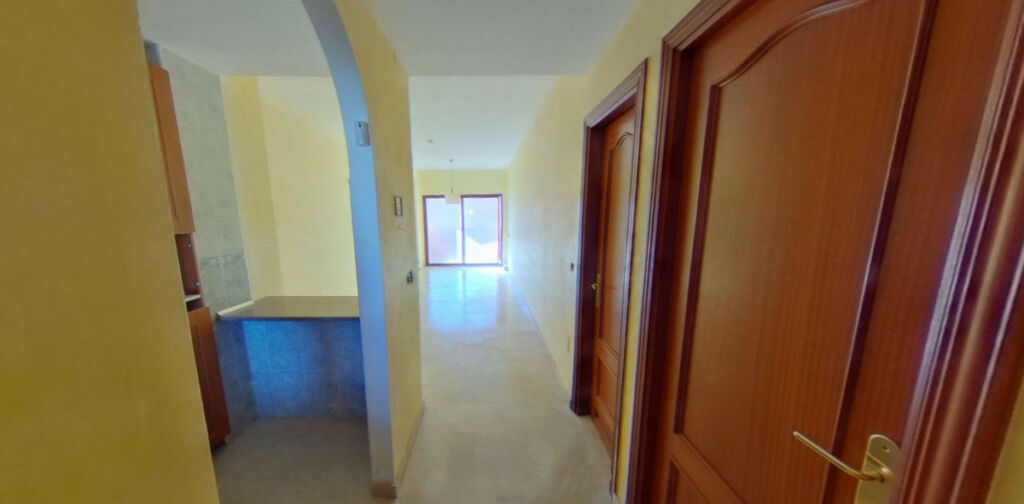 Middle Floor Apartment La Duquesa Málaga - image 3