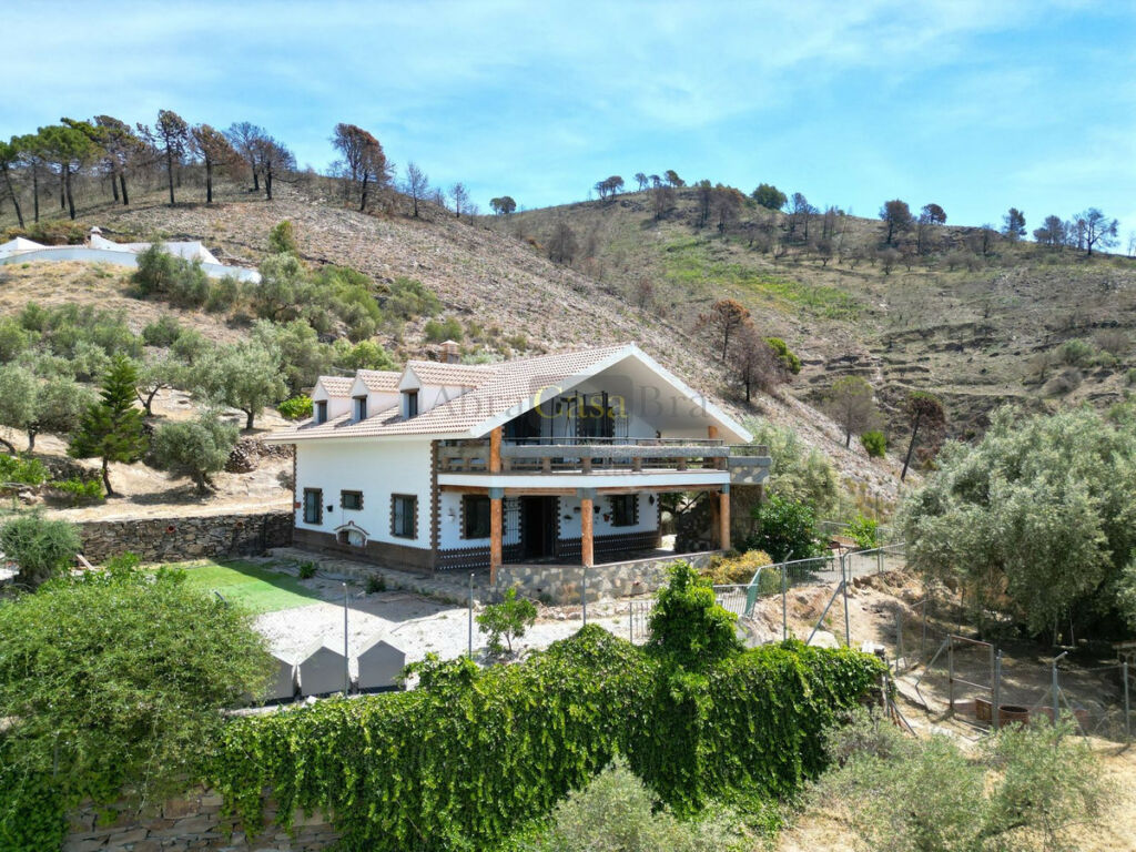 Detached Villa Canillas de Albaida Málaga - image 3