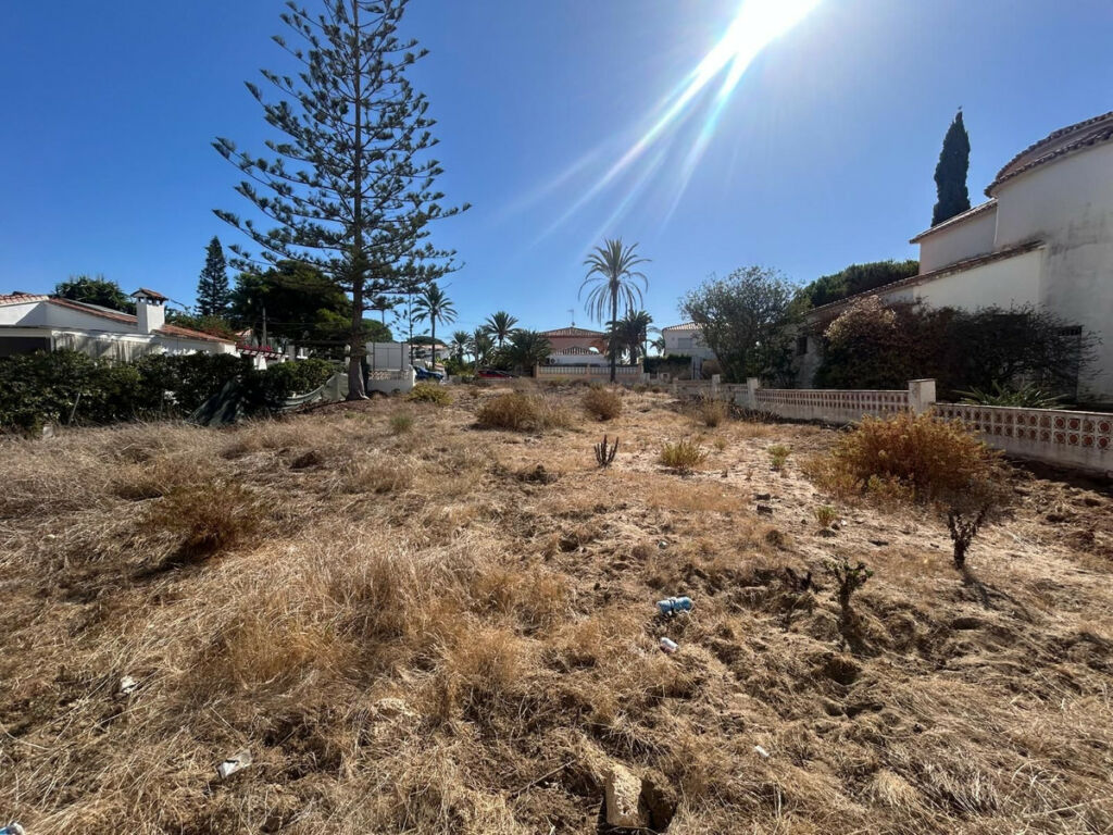 Residential Plot Marbesa Málaga - image 3
