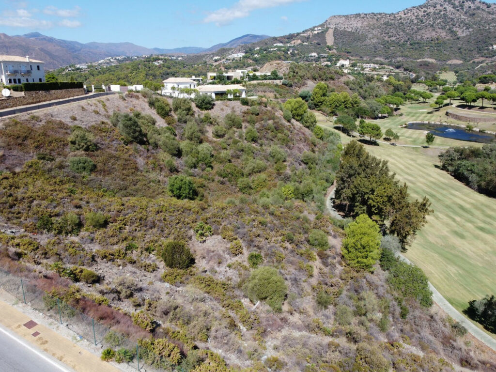 Residential Plot Benahavís Málaga - image 3