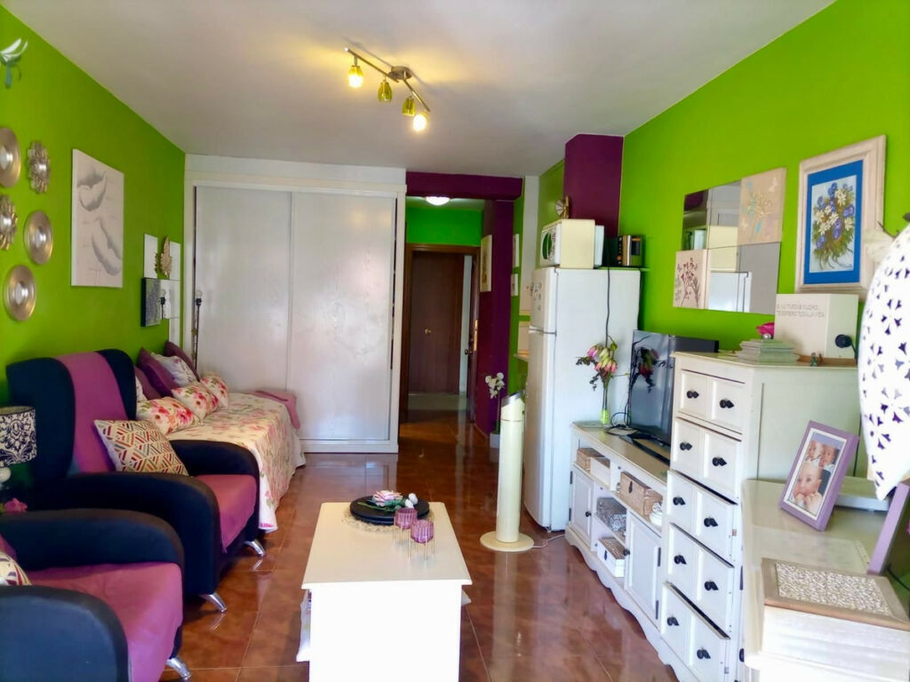 Middle Floor Studio Fuengirola Málaga - image 3