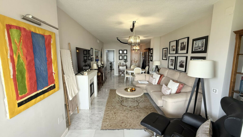 Middle Floor Apartment Reserva de Marbella Málaga - image 3