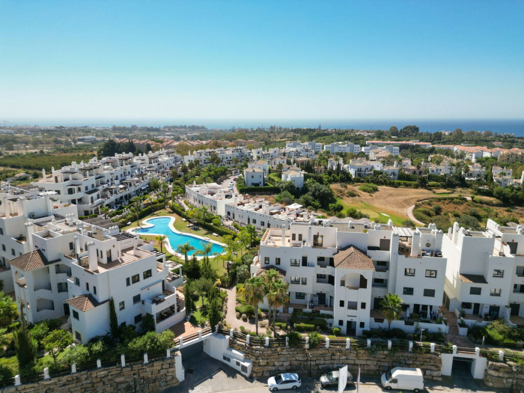 Penthouse Duplex Estepona Málaga - image 3